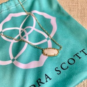 Kendra Scott Elise Necklace in White Pearl